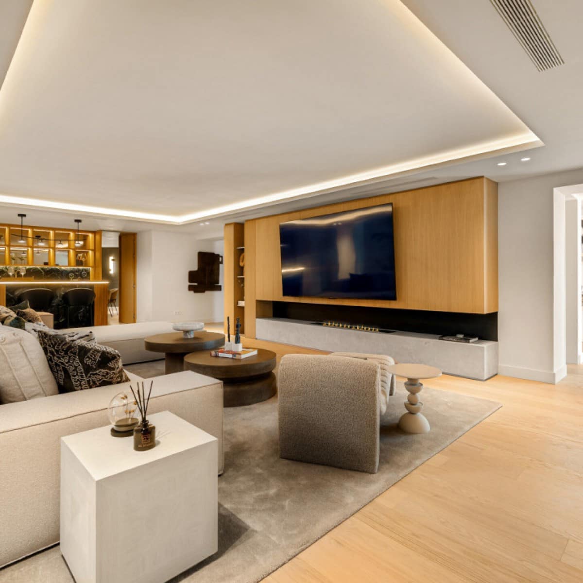 6 makuuhuone Huvila myytävänä paikassa Nueva Andalucia mukana uima-altaan 
autotalli - 8 650 000 € (Ref: 9426023)