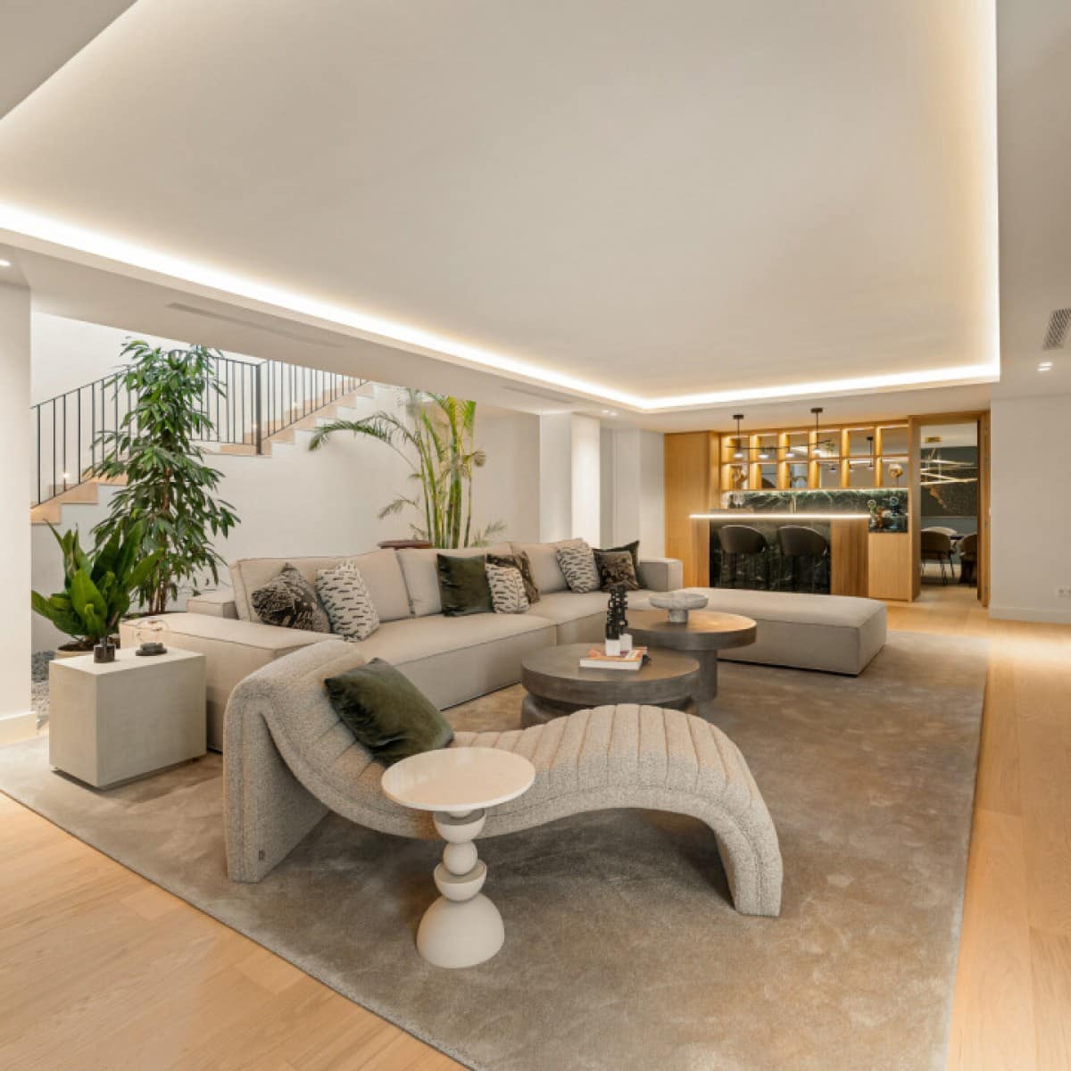 6 makuuhuone Huvila myytävänä paikassa Nueva Andalucia mukana uima-altaan 
autotalli - 8 650 000 € (Ref: 9426023)