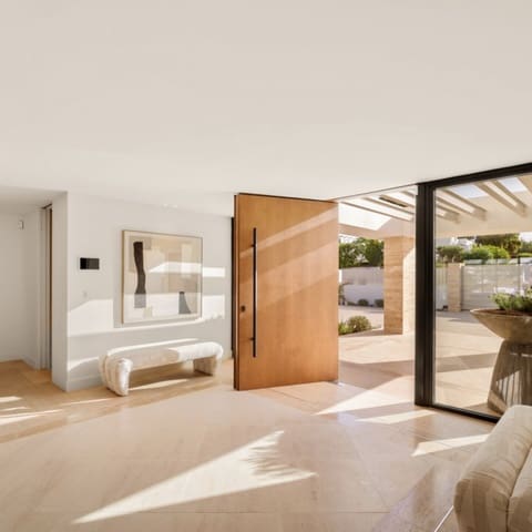 6 makuuhuone Huvila myytävänä paikassa Nueva Andalucia, Marbella mukana uima-altaan 
autotalli - 8 650 000 € (Ref: 9426023)