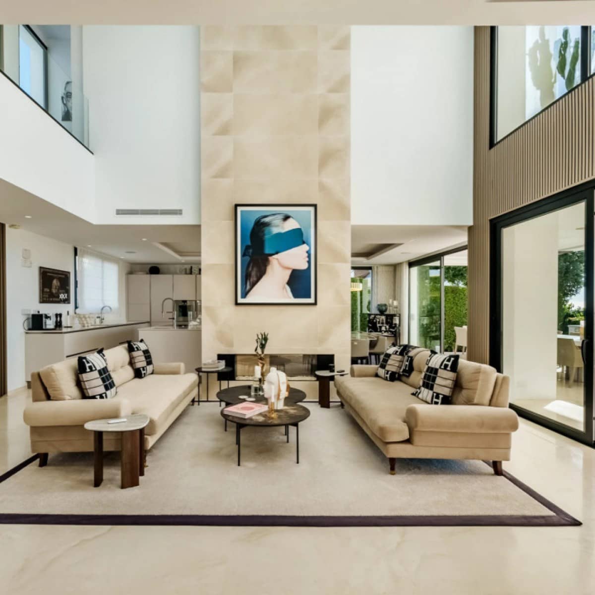 7 makuuhuone Huvila myytävänä paikassa Nueva Andalucia mukana uima-altaan 
autotalli - 4 450 000 € (Ref: 9426026)