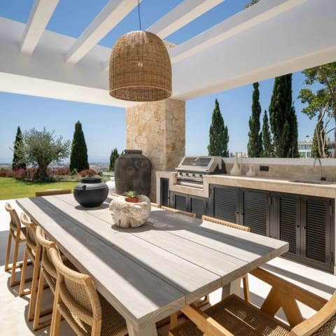 8 quarto Moradia para venda em Benahavís com piscina garagem - 10 900 000 € (Ref: 9426042)