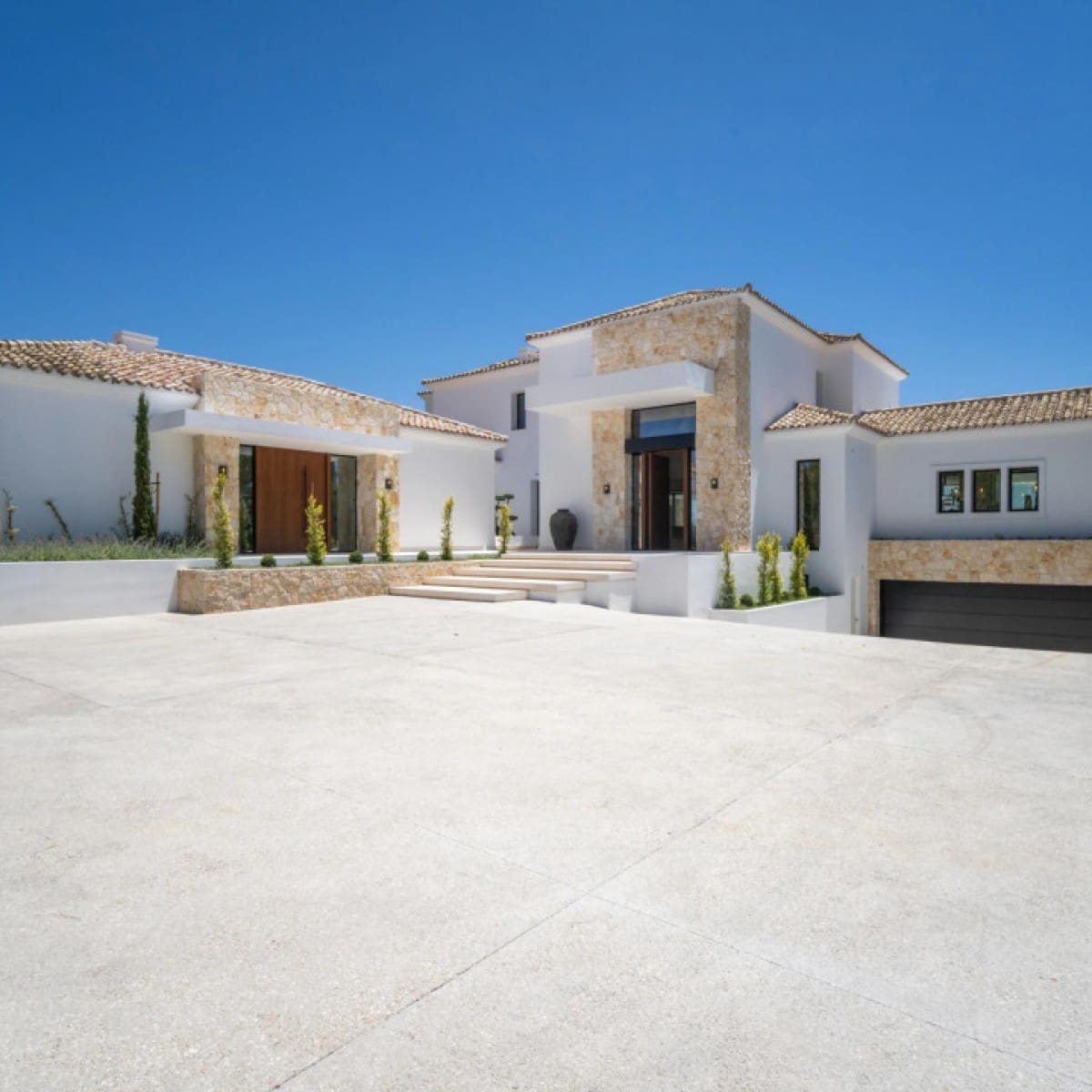 8 quarto Moradia para venda em Benahavis com piscina garagem - 10 900 000 € (Ref: 9426042)