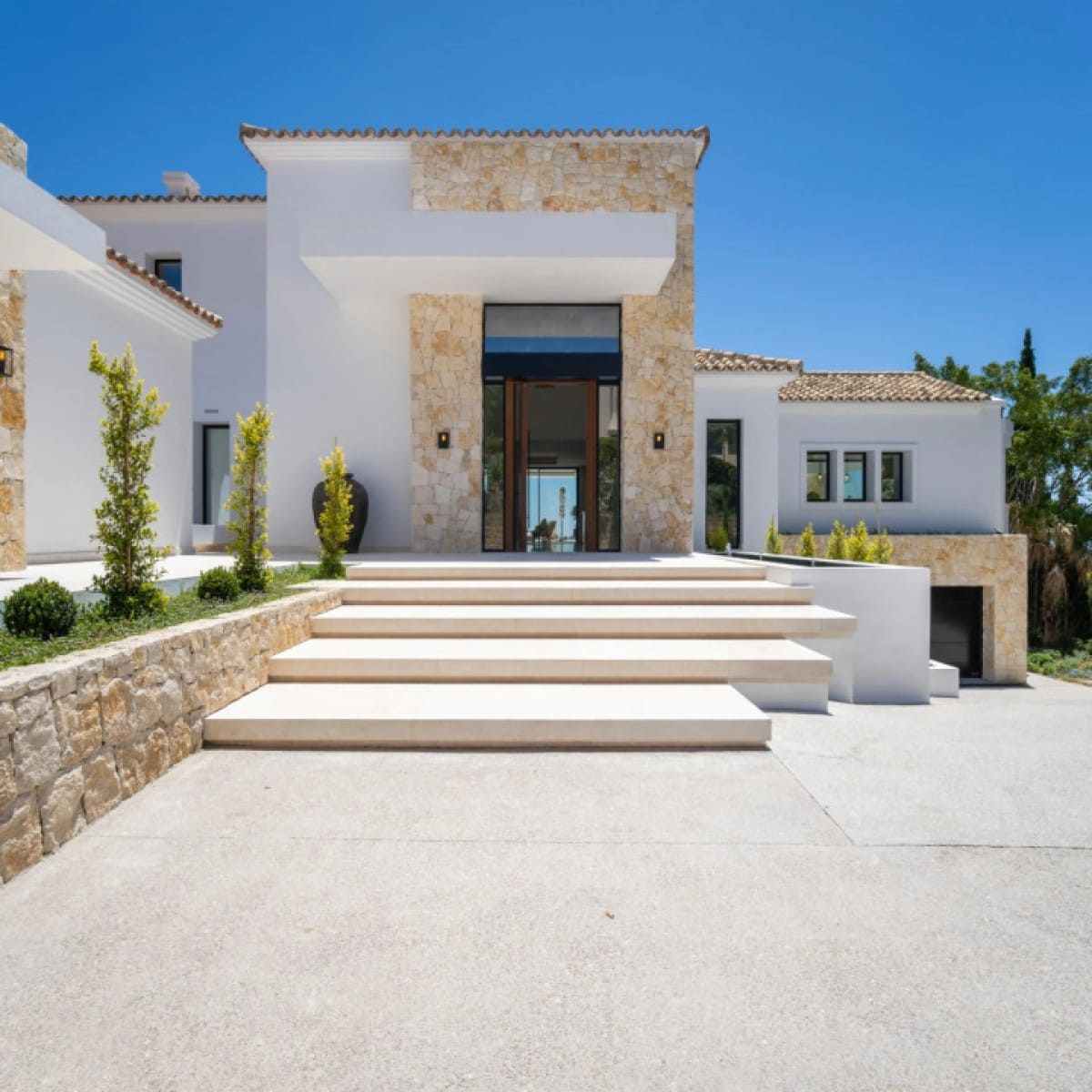 8 quarto Moradia para venda em Benahavis com piscina garagem - 10 900 000 € (Ref: 9426042)