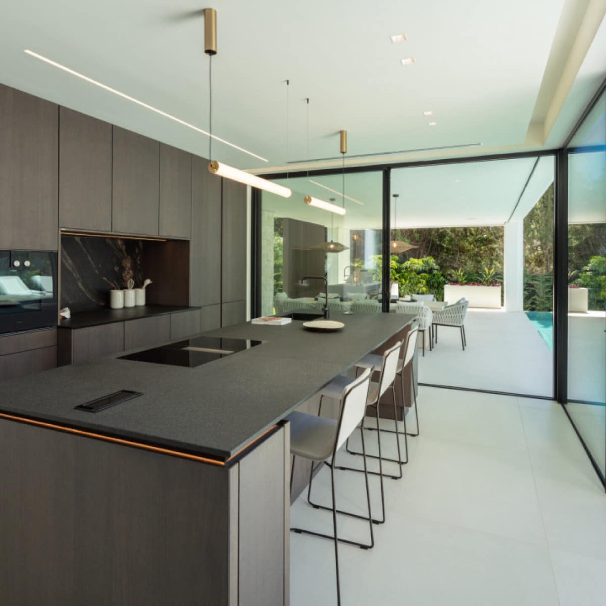 5 makuuhuone Huvila myytävänä paikassa Nueva Andalucia mukana uima-altaan 
autotalli - 5 995 000 € (Ref: 9426043)