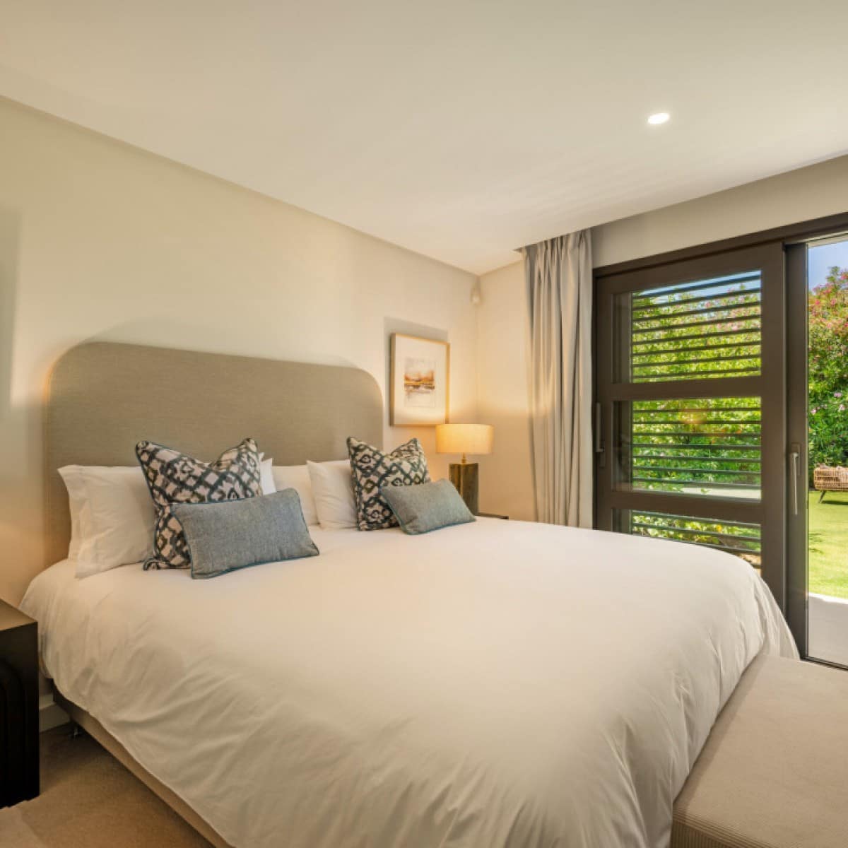 5 makuuhuone Huvila myytävänä paikassa Nueva Andalucia mukana uima-altaan 
autotalli - 6 995 000 € (Ref: 9426044)