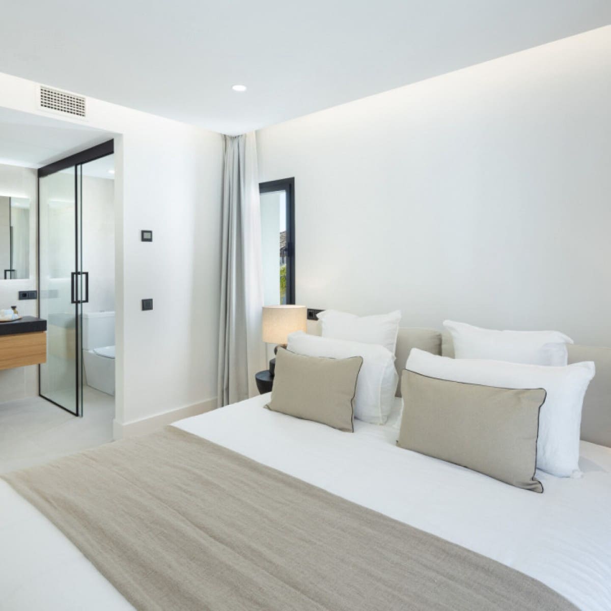 5 soveværelse Villa til salg i Benahavis med swimmingpool garage - € 4.900.000 (Ref: 9426046)