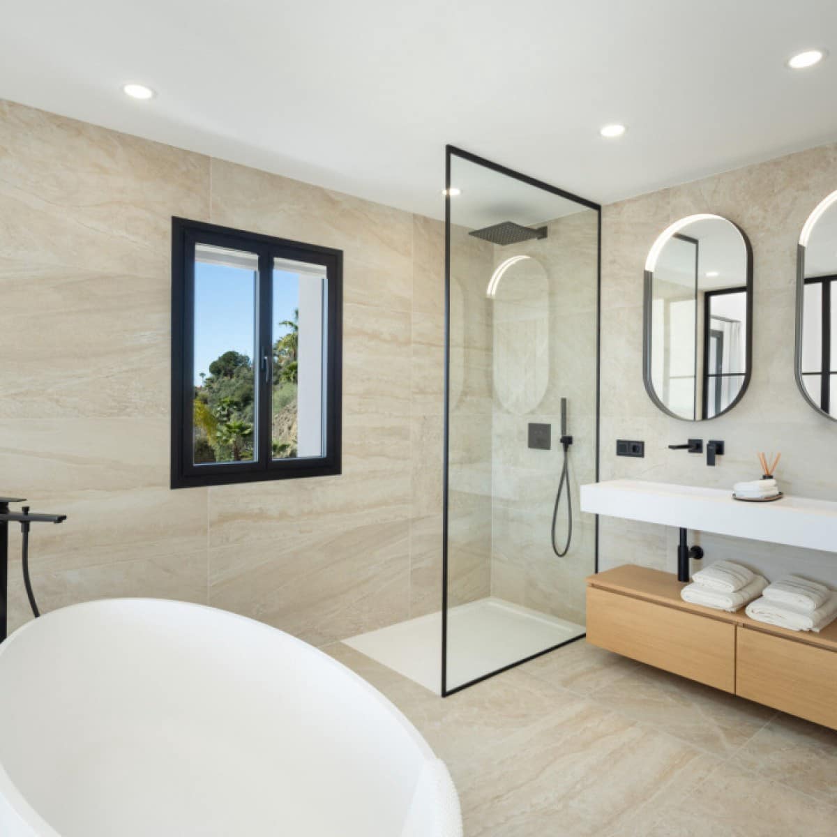 5 soveværelse Villa til salg i Benahavis med swimmingpool garage - € 4.900.000 (Ref: 9426046)