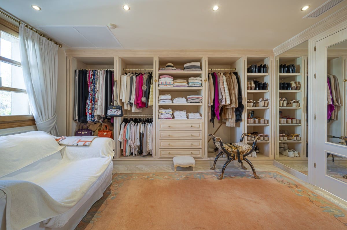 5 makuuhuone Huvila myytävänä paikassa Nueva Andalucia mukana uima-altaan 
autotalli - 3 495 000 € (Ref: 9426051)