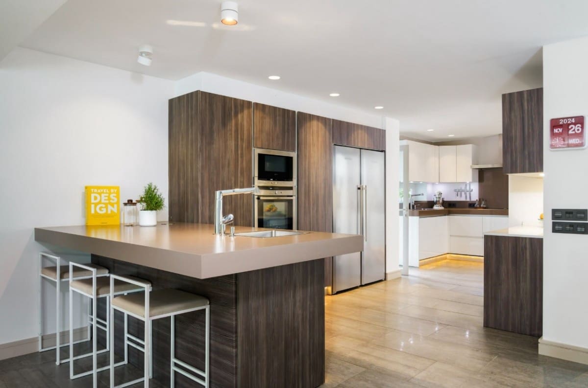 6 makuuhuone Huvila myytävänä paikassa Nueva Andalucia mukana uima-altaan 
autotalli - 2 495 000 € (Ref: 9426052)