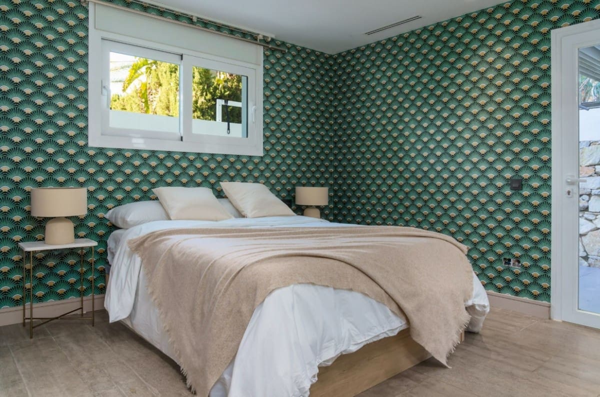 6 makuuhuone Huvila myytävänä paikassa Nueva Andalucia mukana uima-altaan 
autotalli - 2 495 000 € (Ref: 9426052)