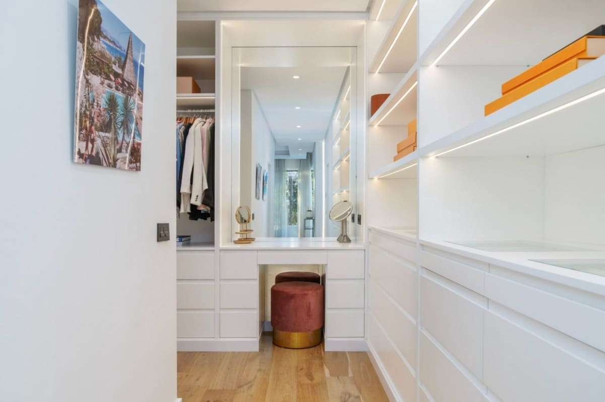 6 makuuhuone Huvila myytävänä paikassa Nueva Andalucia mukana uima-altaan 
autotalli - 2 495 000 € (Ref: 9426052)