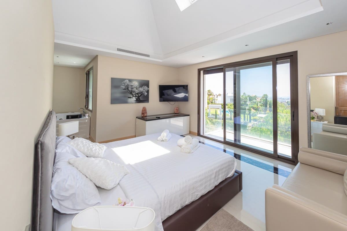 5 soverom Villa til salgs i Benahavis med svømmebasseng garasje - € 2 495 000 (Ref: 9426069)