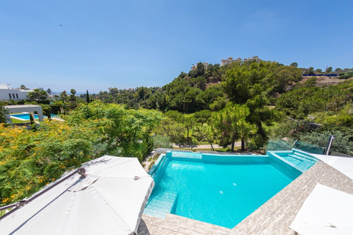 5 soverom Villa til salgs i Benahavis med svømmebasseng garasje - € 2 495 000 (Ref: 9426069)