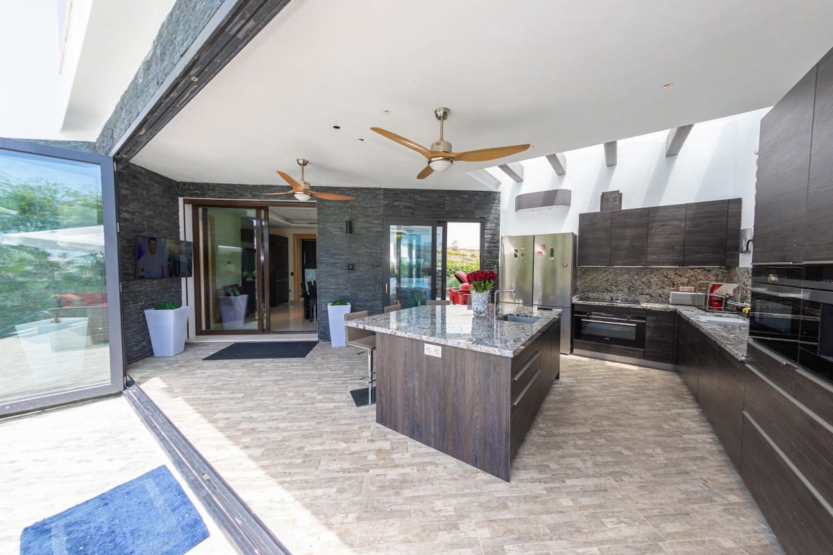 5 soverom Villa til salgs i Benahavis med svømmebasseng garasje - € 2 495 000 (Ref: 9426069)