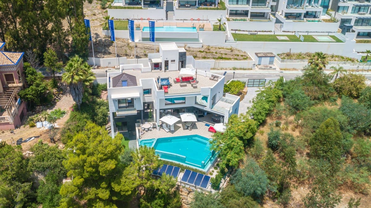 5 soverom Villa til salgs i Benahavis med svømmebasseng garasje - € 2 495 000 (Ref: 9426069)