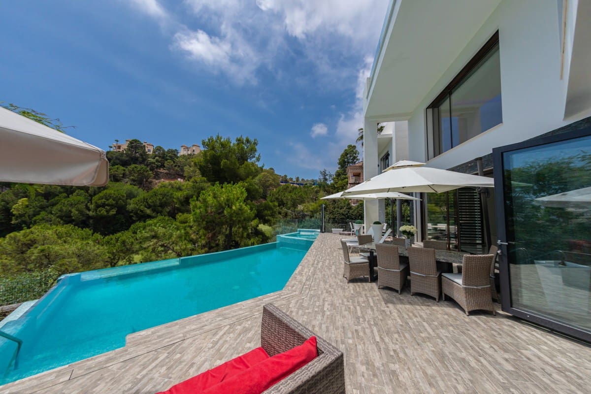 5 soverom Villa til salgs i Benahavis med svømmebasseng garasje - € 2 495 000 (Ref: 9426069)