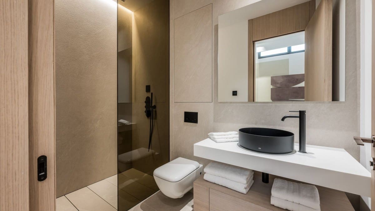 4 quarto Moradia para venda em Marbella com piscina - 8 350 000 € (Ref: 9426070)