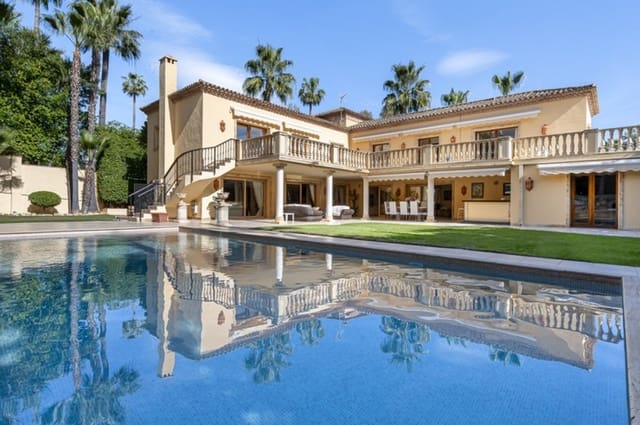 5 chambre Villa/Maison à vendre à Nueva Andalucia, Marbella avec piscine garage - 3 495 000 € (Ref: 9426071)