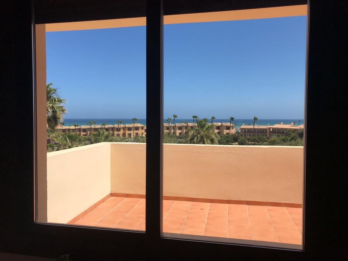 3 bedroom Penthouse for sale in Manilva with pool garage - € 399,500 (Ref: 9426156)