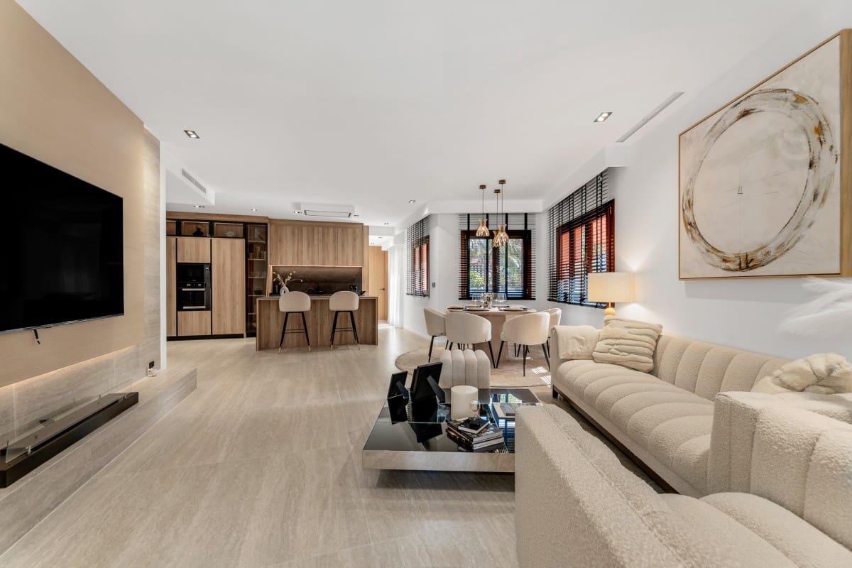 3 makuuhuone Huoneisto myytävänä paikassa Guadalmansa mukana uima-altaan 
autotalli - 1 525 000 € (Ref: 9432972)