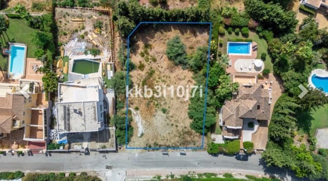 Undeveloped Land for sale in El Paraiso, Estepona - € 895,000 (Ref: 9436928)