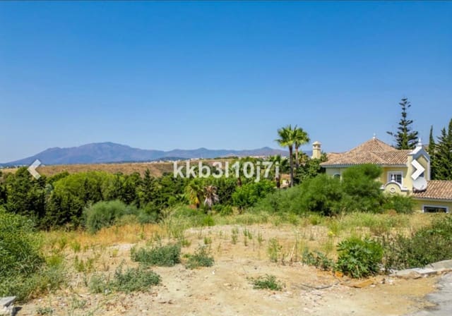 Undeveloped Land for sale in El Paraiso, Estepona - € 895,000 (Ref: 9436928)