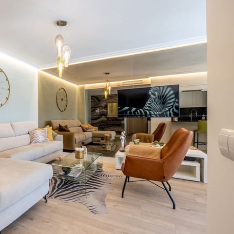 2 soveværelse Lejlighed til salg i Nueva Andalucia, Marbella med swimmingpool garage - € 689.000 (Ref: 9455947)