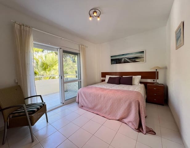 5 chambre Villa/Maison à vendre à Marbesa, Marbella avec piscine garage - 1 875 000 € (Ref: 9465319)