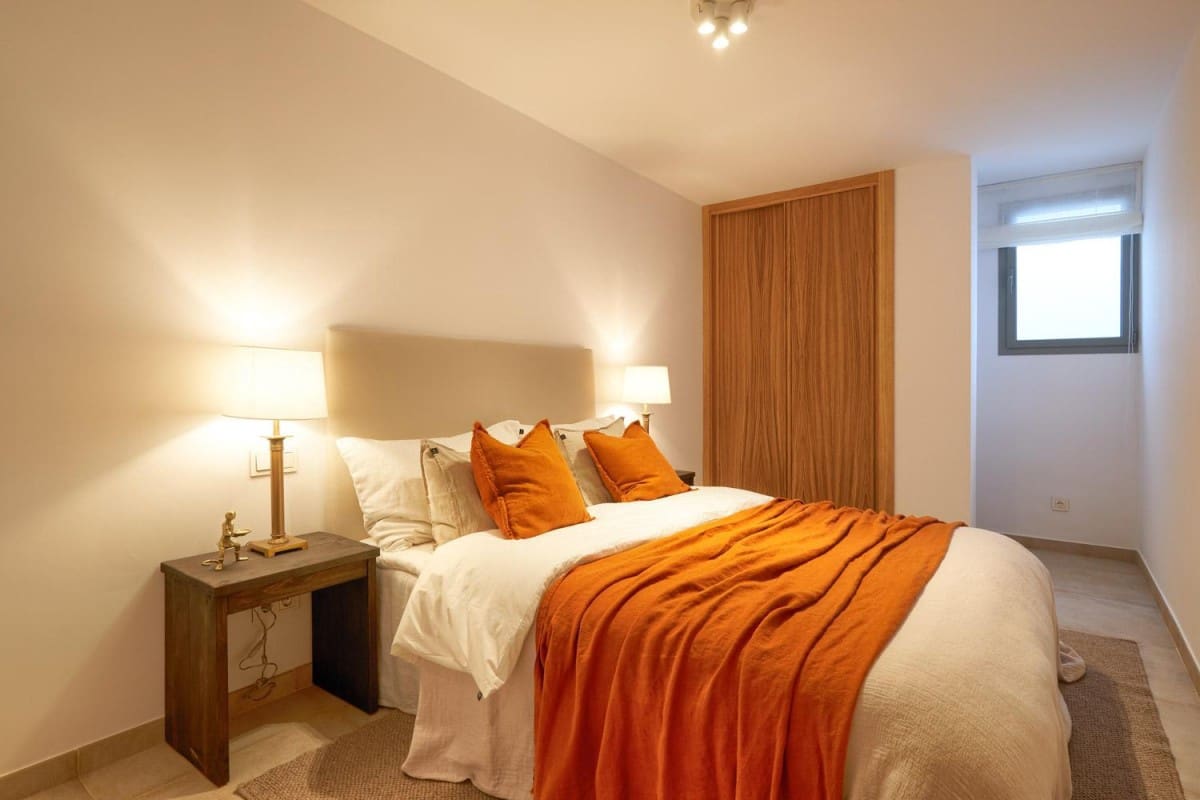 6 sovrum Villa till salu i Estepona med pool garage - 1 875 000 € (Ref: 9472761)