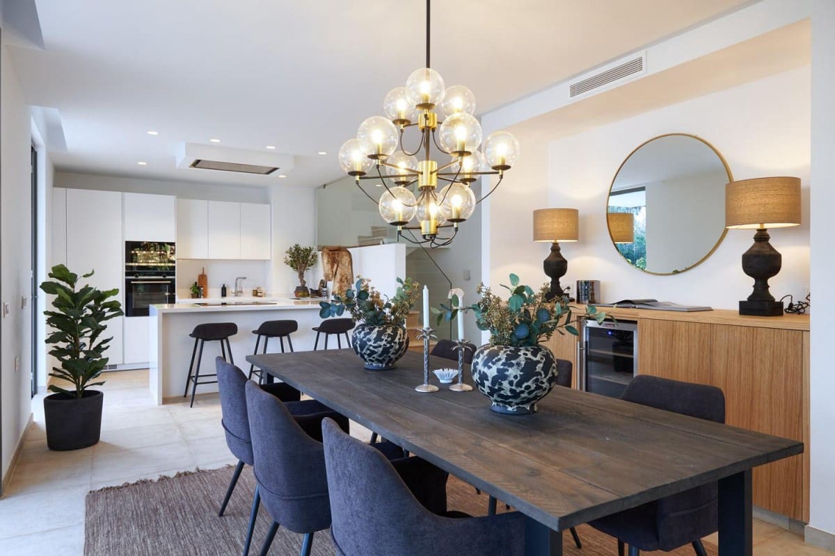 6 sovrum Villa till salu i Estepona med pool garage - 1 875 000 € (Ref: 9472761)