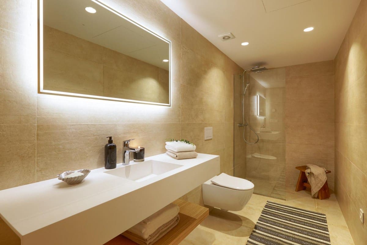 6 sovrum Villa till salu i Estepona med pool garage - 1 875 000 € (Ref: 9472761)