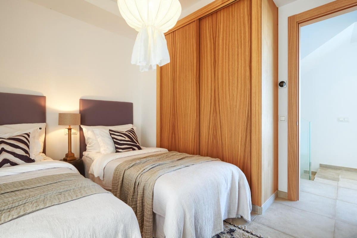 6 sovrum Villa till salu i Estepona med pool garage - 1 875 000 € (Ref: 9472761)