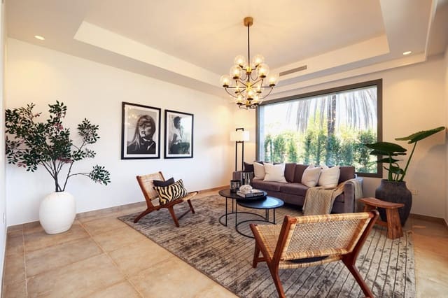 6 sovrum Villa till salu i Estepona med pool garage - 1 875 000 € (Ref: 9472761)