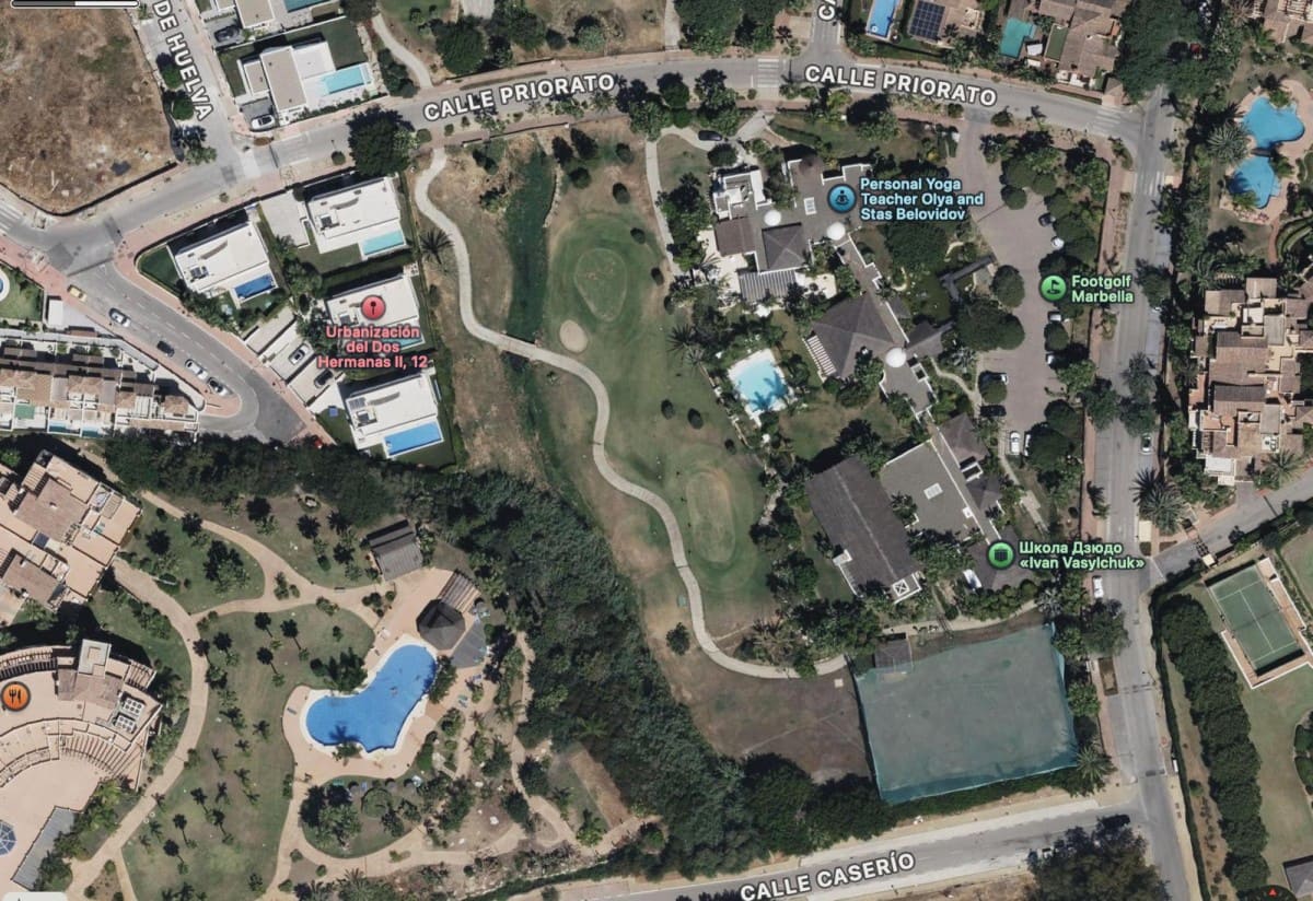 6 sovrum Villa till salu i Estepona med pool garage - 1 875 000 € (Ref: 9472761)