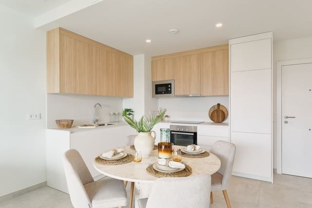 3 makuuhuone Huoneisto myytävänä paikassa Málaga kaupunki mukana uima-altaan 
autotalli - 399 000 € (Ref: 9483431)