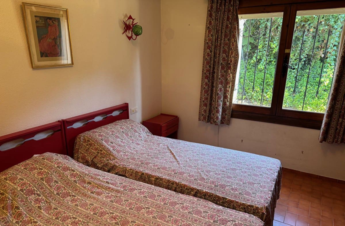 3 soverom Villa til salgs i El Paraiso med svømmebasseng - € 1 375 000 (Ref: 9501928)