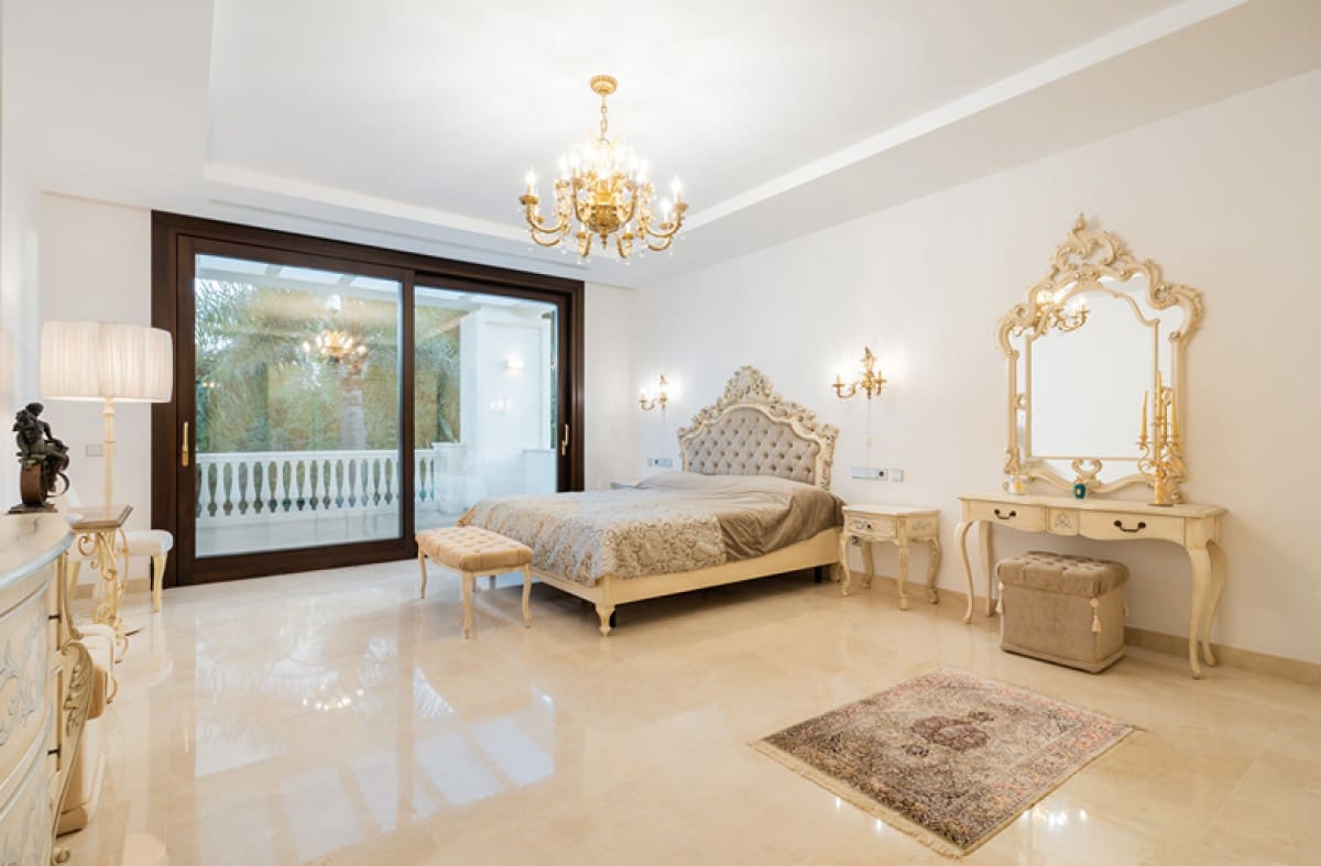 7 soveværelse Villa til salg i Estepona med swimmingpool garage - € 5.190.000 (Ref: 9527425)