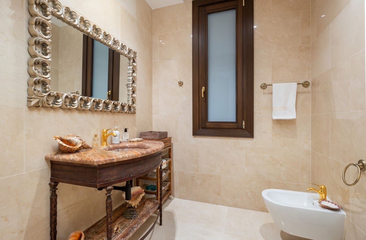 7 soveværelse Villa til salg i Estepona med swimmingpool garage - € 5.190.000 (Ref: 9527425)