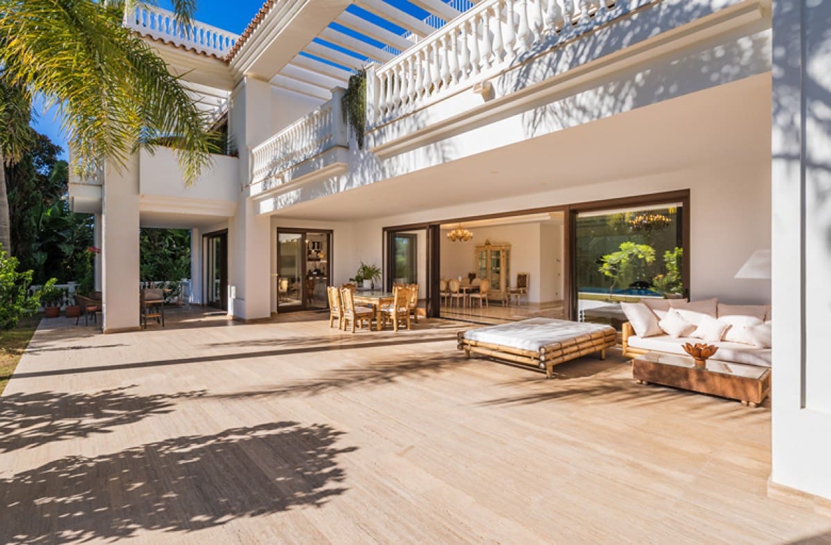 7 soveværelse Villa til salg i Estepona med swimmingpool garage - € 5.190.000 (Ref: 9527425)