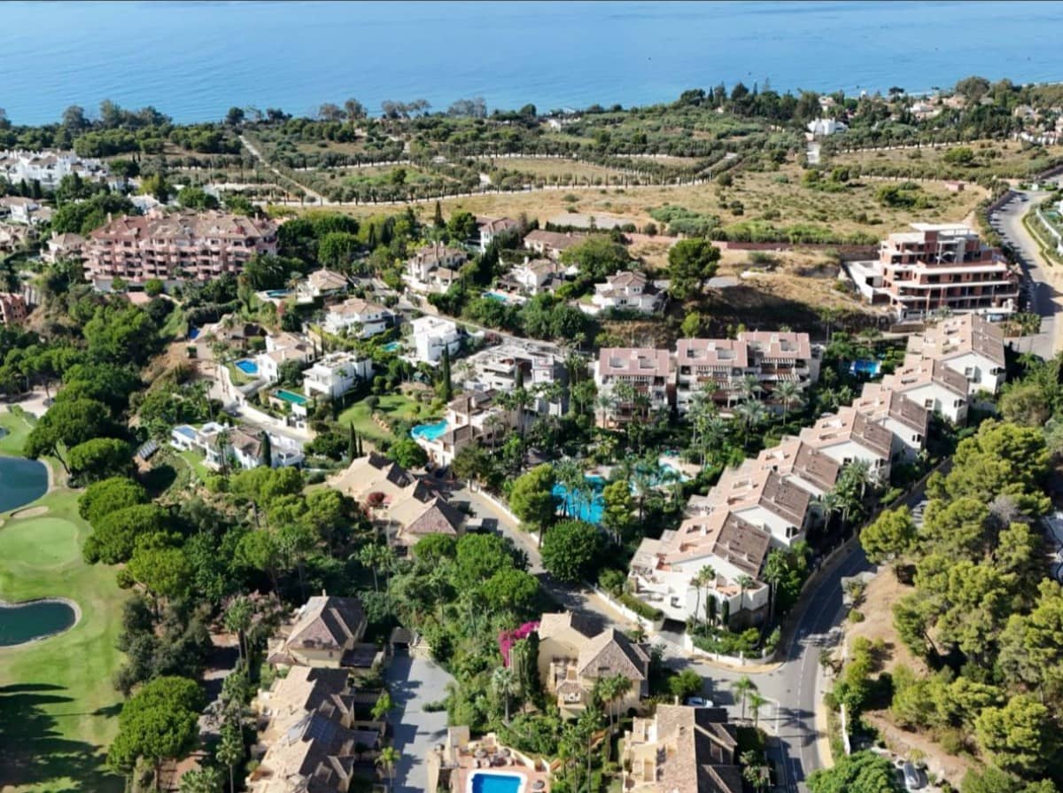 2 soveværelse Lejlighed til salg i Rio Real med swimmingpool garage - € 698.000 (Ref: 9607579)