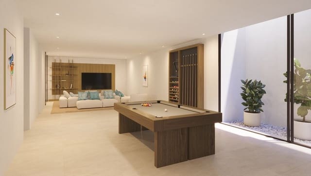 3 bedroom Villa for sale in Estepona with pool garage - € 1,440,000 (Ref: 9607580)