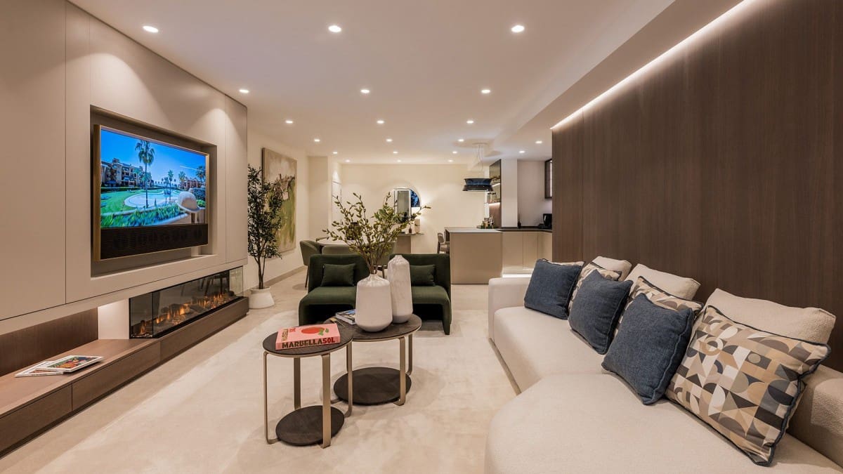 3 Zimmer Apartment zu verkaufen in Estepona mit Pool Garage - 1.995.000 € (Ref: 9647841)