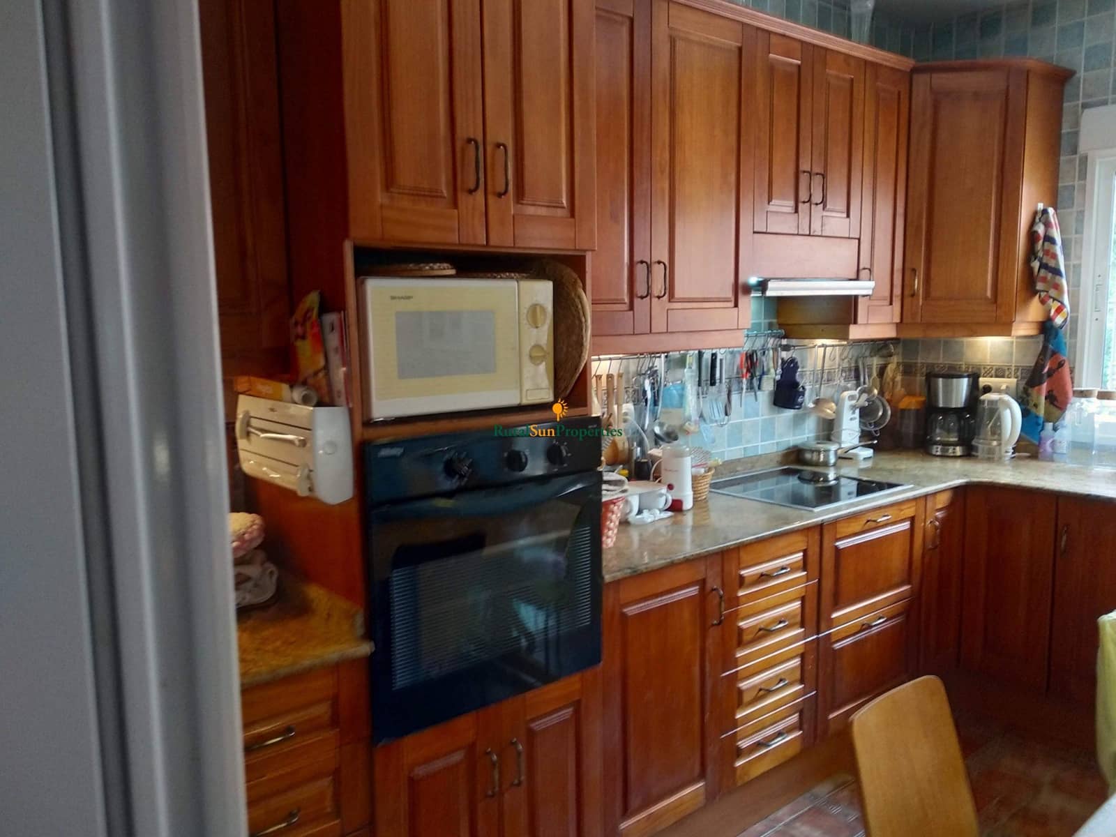 3 sypialnia Finka/Dom wiejski na sprzedaż w Cehegin z basenem garażem - 240 000 € (Ref: 9106731)