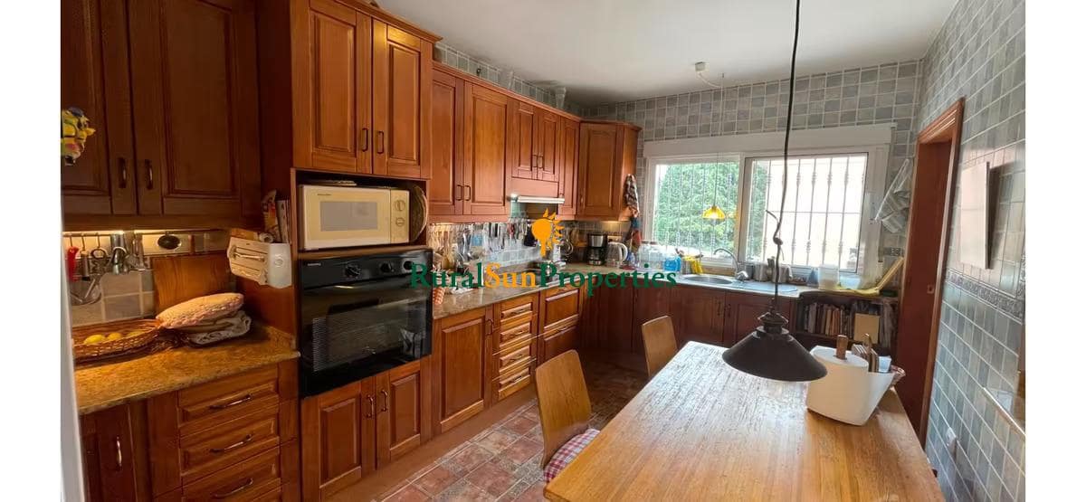 3 sypialnia Finka/Dom wiejski na sprzedaż w Cehegin z basenem garażem - 240 000 € (Ref: 9106731)