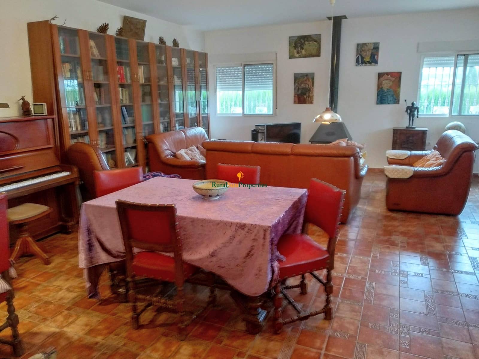 3 sypialnia Finka/Dom wiejski na sprzedaż w Cehegin z basenem garażem - 240 000 € (Ref: 9106731)
