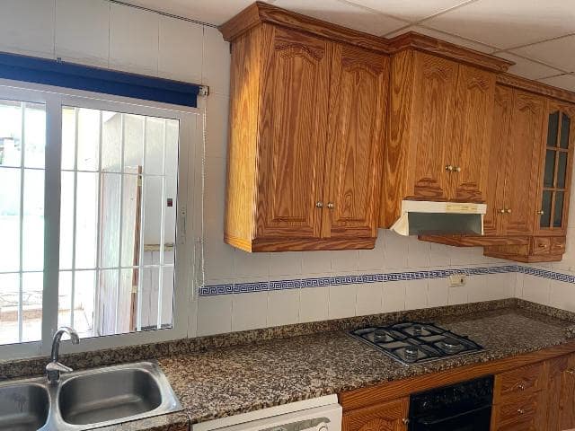 5 soveværelse Villa til leje i Cehegin med swimmingpool garage - € 995 (Ref: 9858905)
