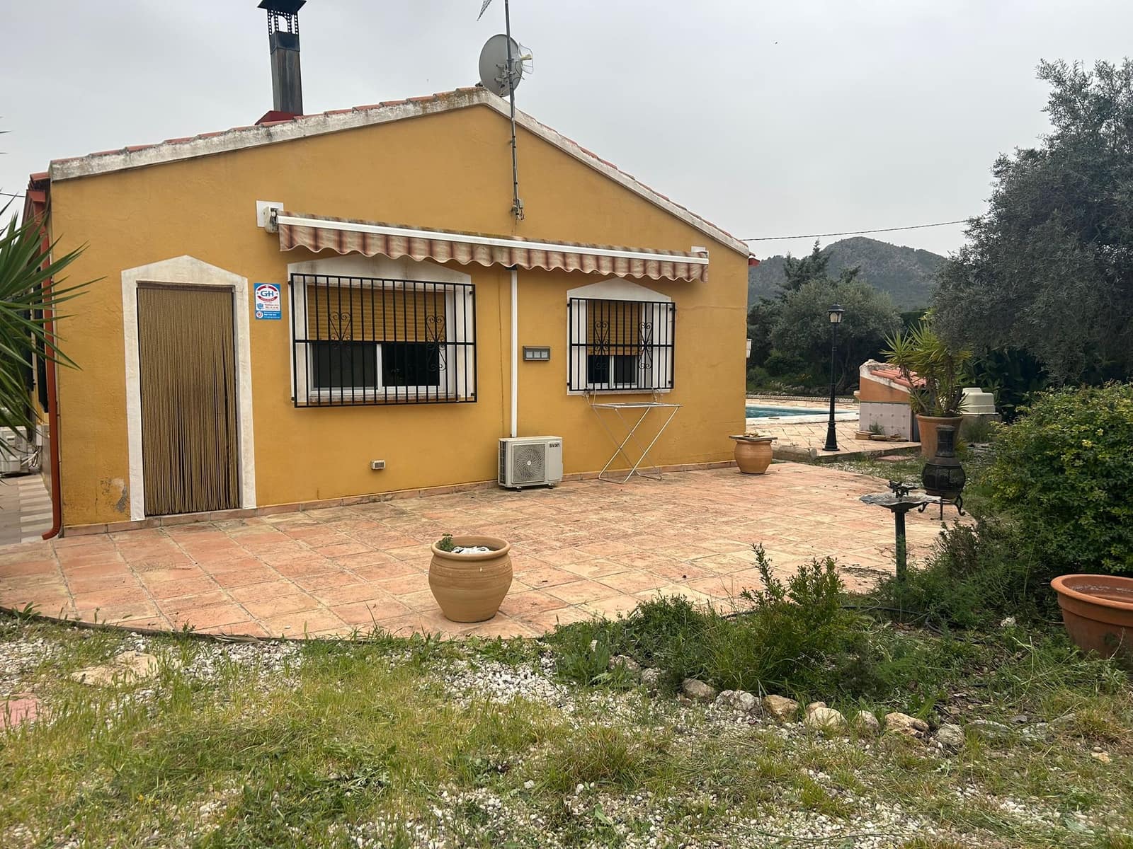 2 bedroom Villa for sale in Cehegin with pool garage - € 170,000 (Ref: 9858906)