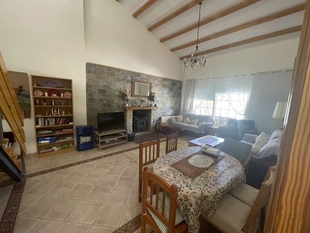 3 camera da letto Villa in vendita in Calasparra con piscina garage - 200.000 € (Rif: 9862073)