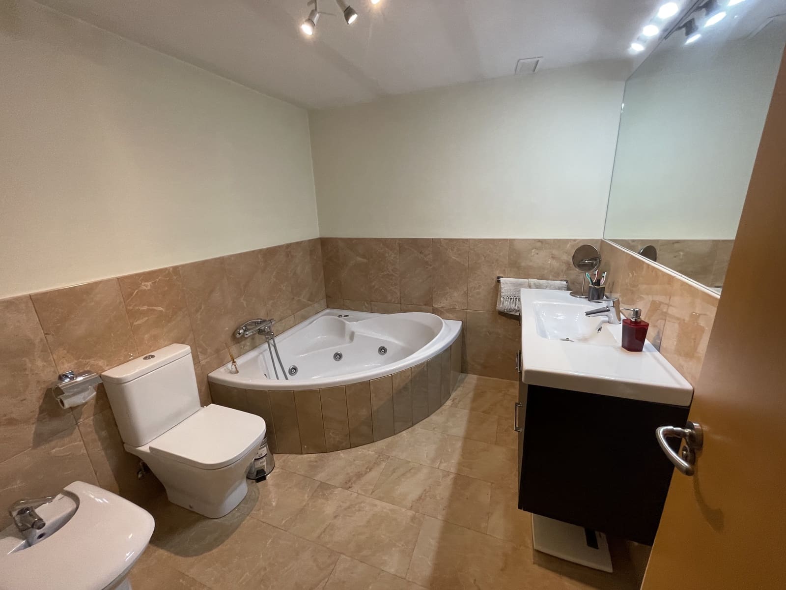 5 bedroom Townhouse for sale in Cehegin with garage - € 210,000 (Ref: 9865088)
