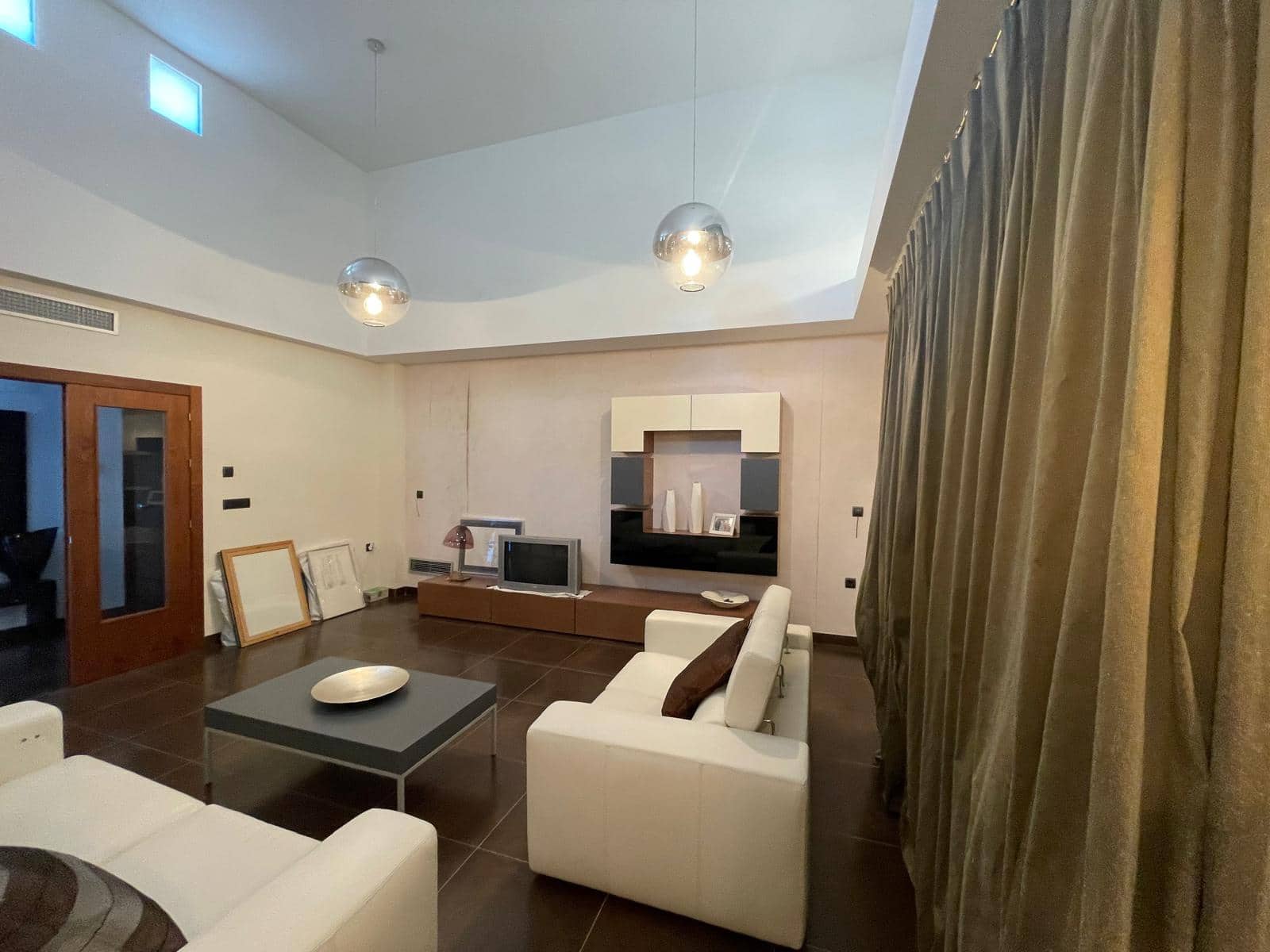 4 soveværelse Villa til salg i Cehegin med swimmingpool garage - € 610.000 (Ref: 9873425)